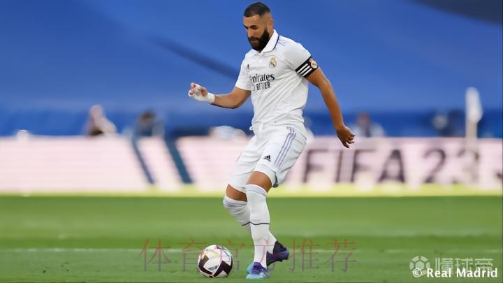 皇马官方:本泽马肌肉疲劳 将无缘出战塞维利亚 皇马官方:本泽马肌肉疲劳 将无缘出战塞维利亚